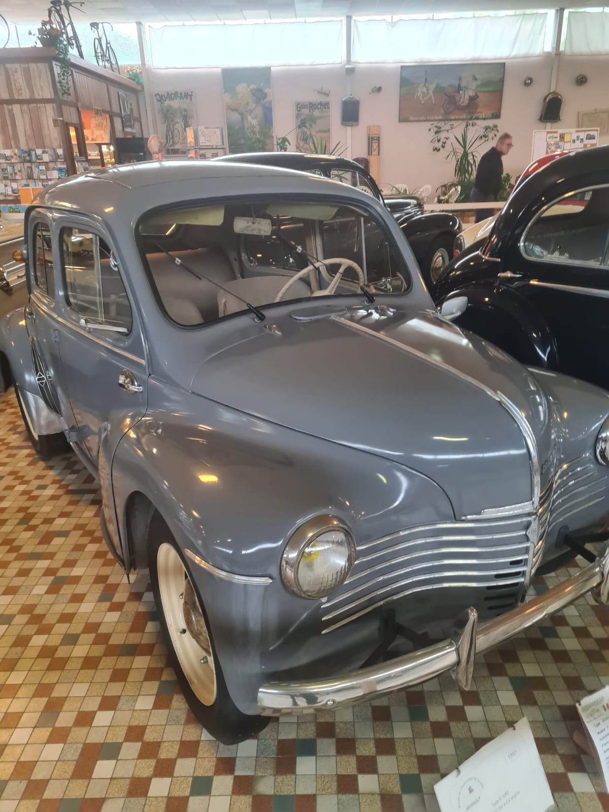 Musée automobile de Vendée
Mots-clés: Talmont-Saint-Hilaire