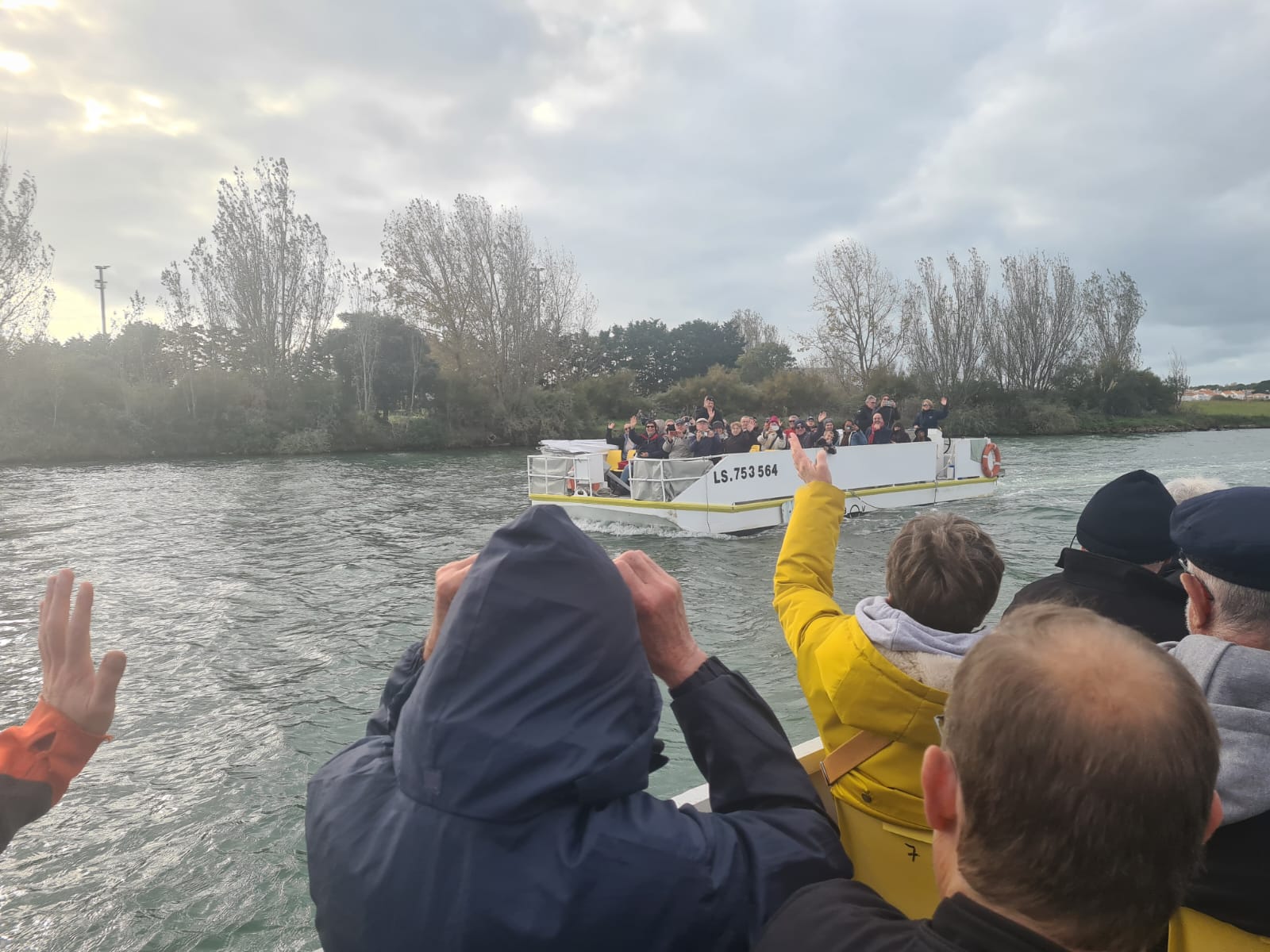 Mots-clés: Les Salines